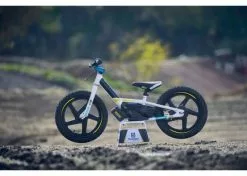 Husqvarna Replica 16eDrive - Lasten Sähköpyörä 19 Husqvarna Replica 16eDrive - Lasten Sähköpyörä -Polkupyörän Varusteet Myyntikauppa 100533 husqvarna 16edrive my22