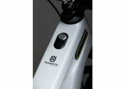 Husqvarna Mountain Cross 6 MC6 - Sähkömaastopyörä 34 Husqvarna Mountain Cross 6 MC6 - Sähkömaastopyörä -Polkupyörän Varusteet Myyntikauppa 97145 mountain cross mc6